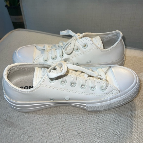 CONVERSE CHUCK TAYLOR All Star Low Chunky Platform Sneakers Women's Sz 6M - Picture 8 of 11